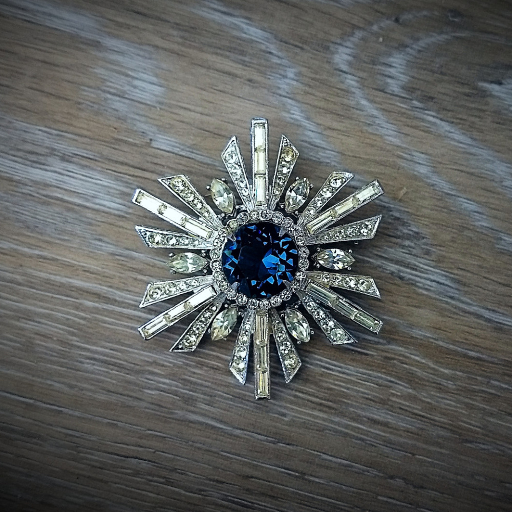 SOLD! Vintage Deco Style Faux Sapphire Brooch